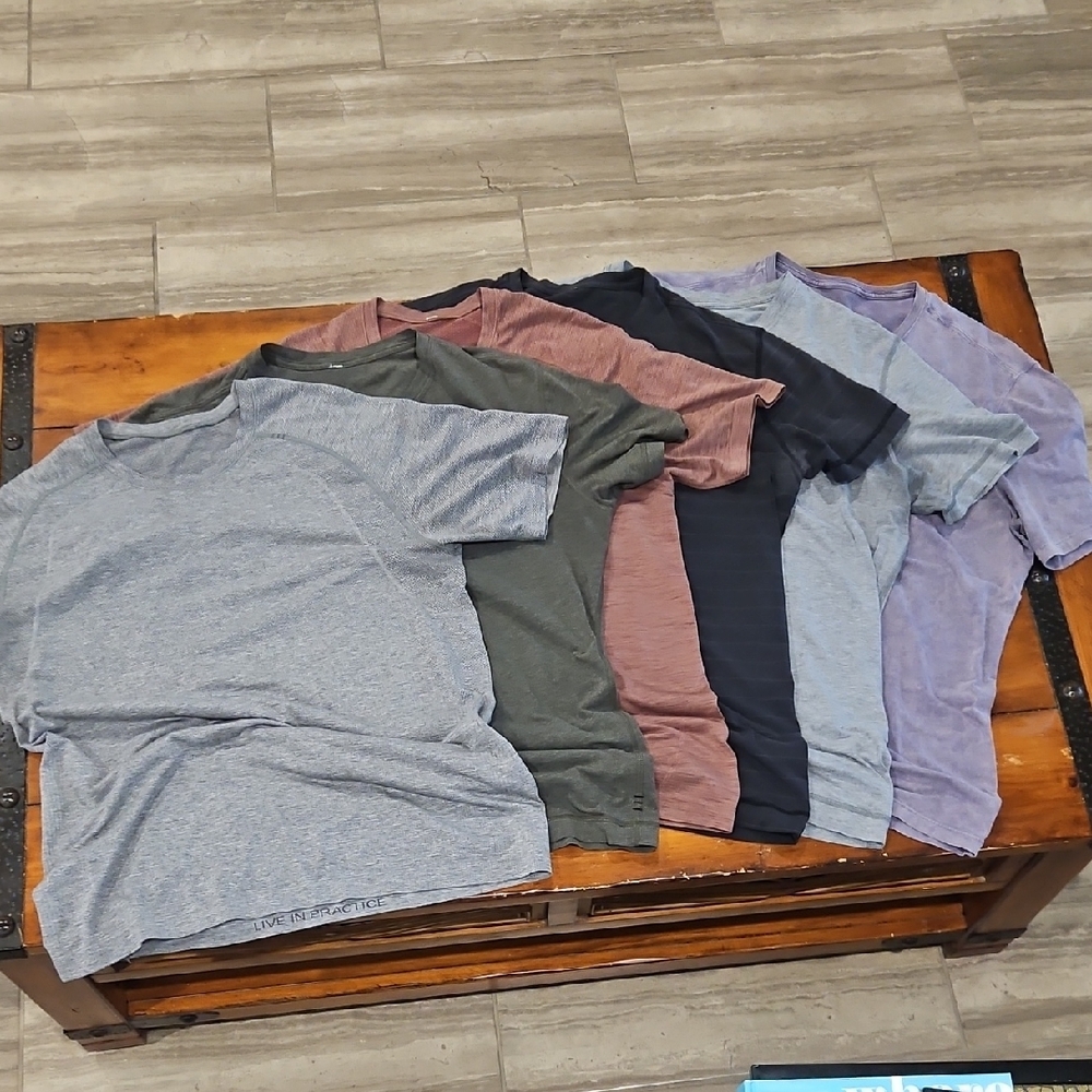 6 Lululemon T-Shirt Bundle